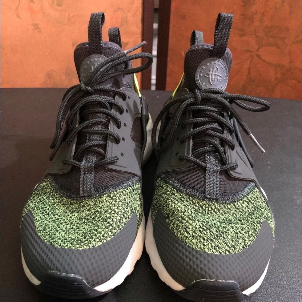 NIKE YOUTH AIR HUARACHE RUN ULTRA SE #942121-003